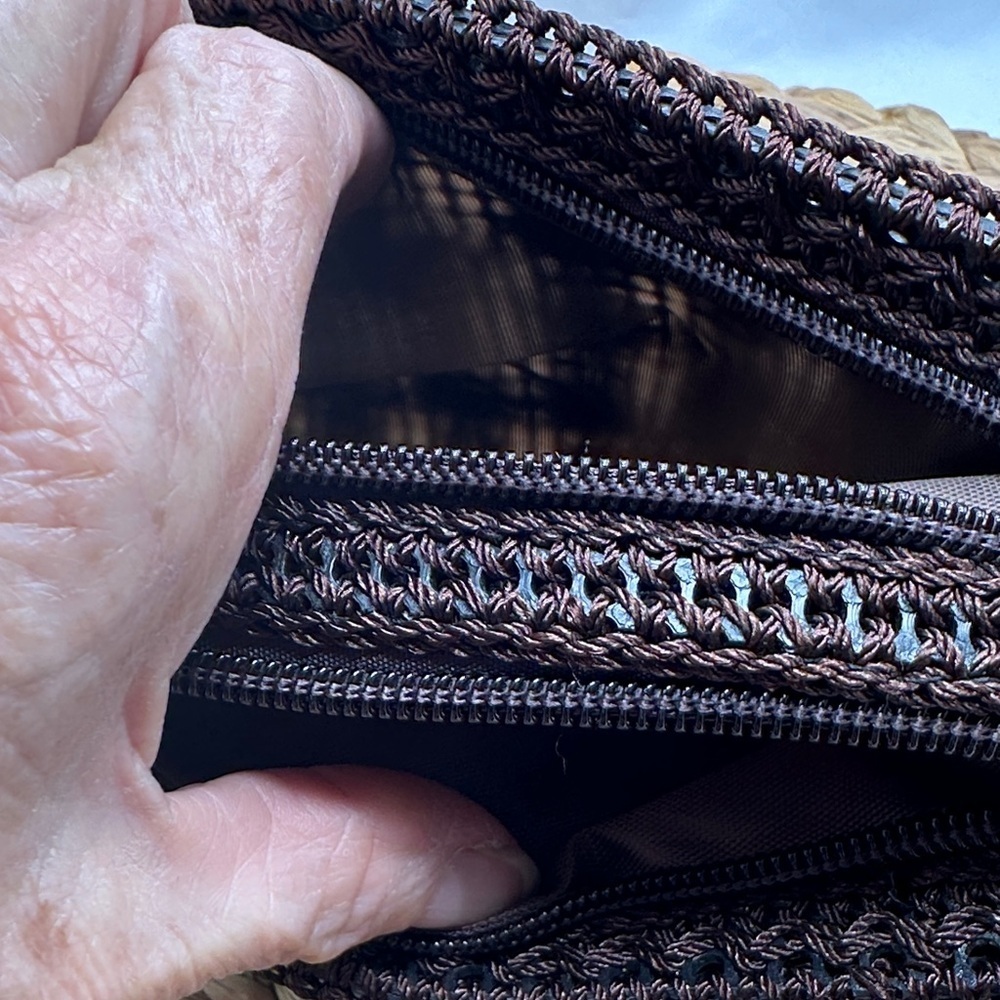 Island Sense Designed in Hawaii Brown Coconut Floral Women's Mini Crossbody Bag - Picture 8 of 8